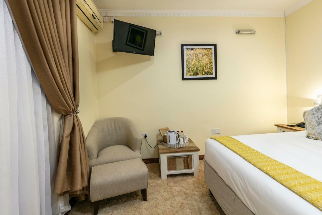Orchid Luxury Boutique Guesthouse Габороне Екстериор снимка