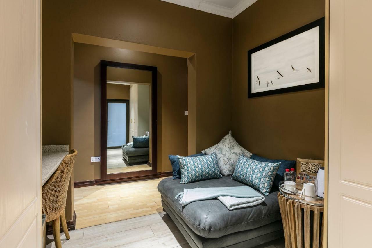 Orchid Luxury Boutique Guesthouse Габороне Екстериор снимка